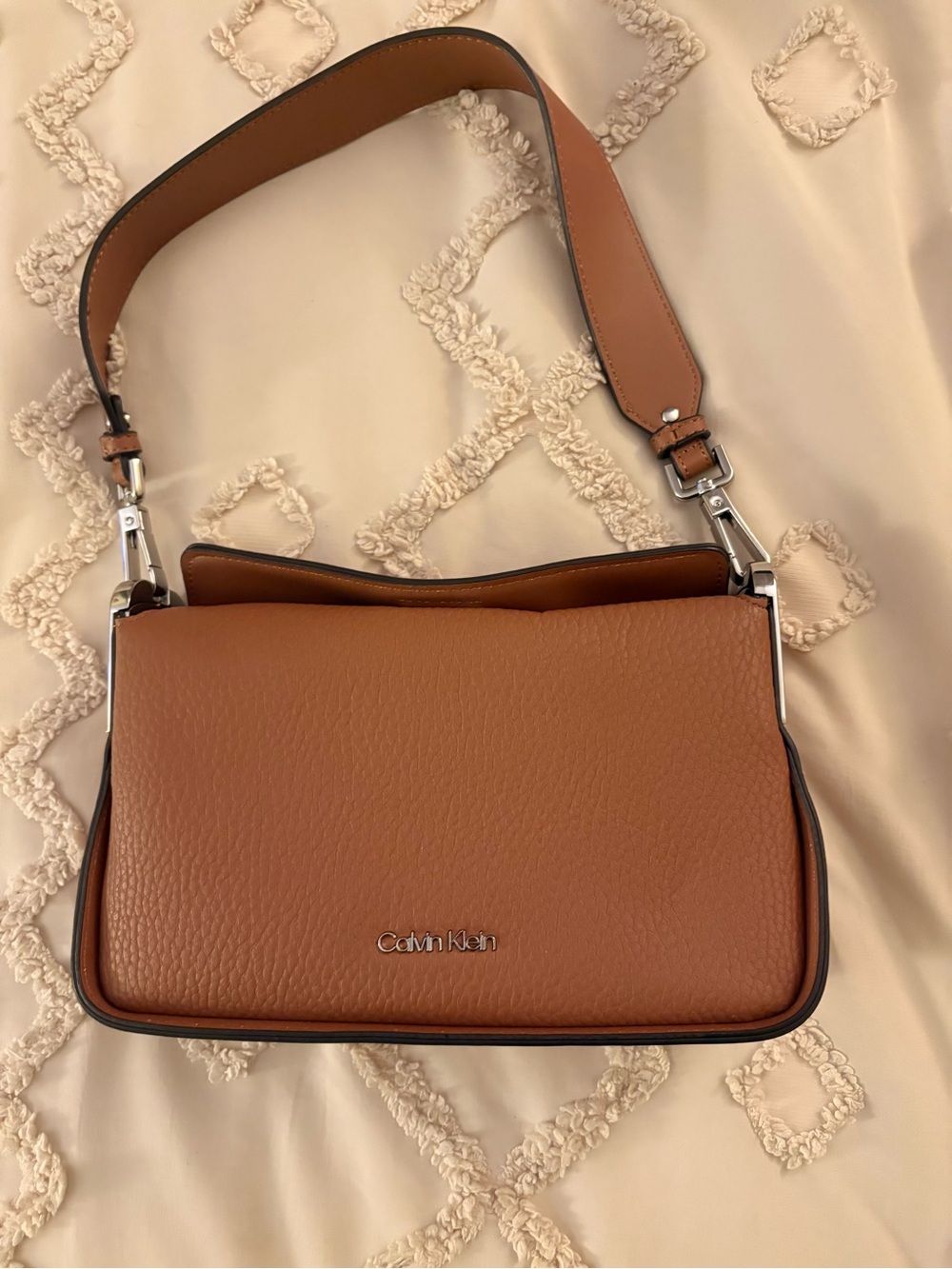 Calvin Klein Fay Demi Shoulder Bag